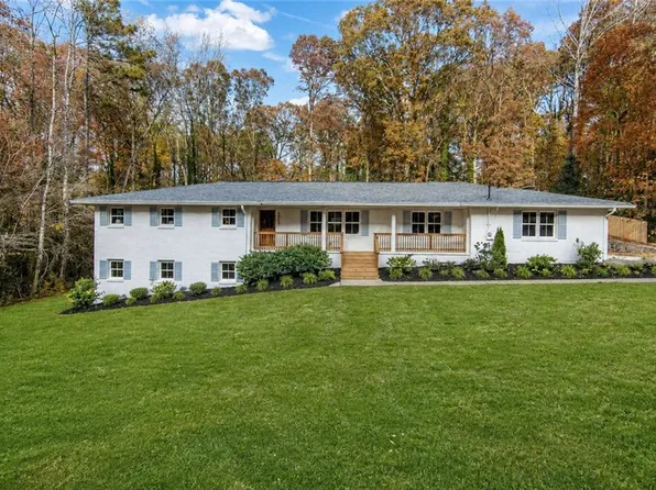 4956 Mountclaire Rd, Stone Mountain, GA 30087