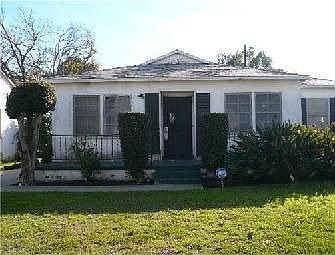 1st image of 728 E 122nd St