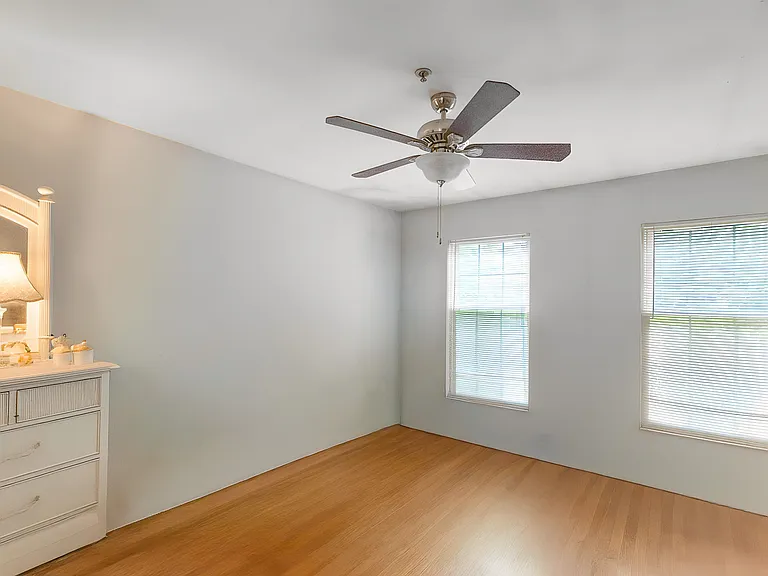 1501 N Rambling Way — Photo 6