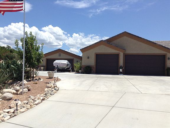 5th image of 3240 E Rosslynn Dr