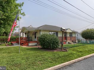 38 Lancaster Ave, Enola, PA 17025