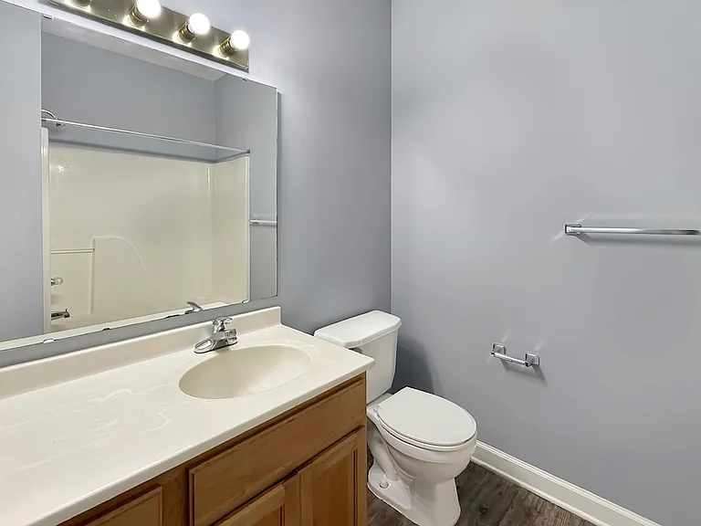 Cross Lake Apartments — Photo 99
