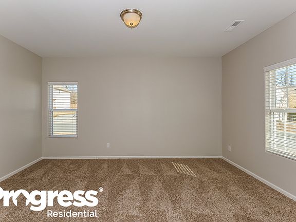 4th image of 1146 Blue Topaz Dr
