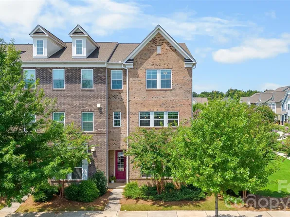 11645 Red Rust Ln, Charlotte, NC 28277