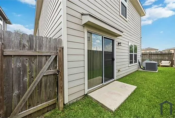 18933 Porchlight Ct — Photo 13
