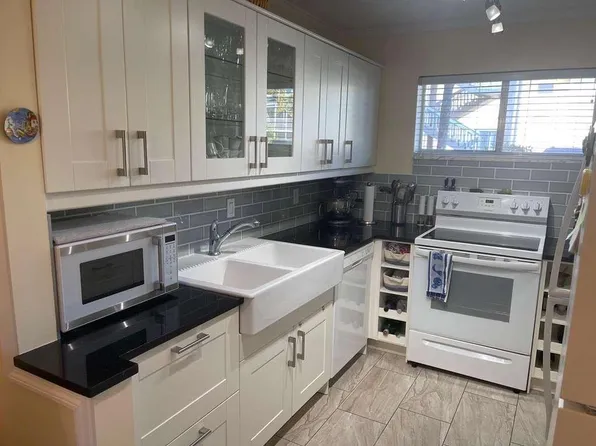 2566 S Garden Drive #108, Lake Worth, FL 33461