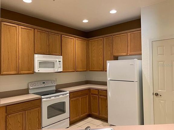 5th image of 3051 Greystone Loop #304-1