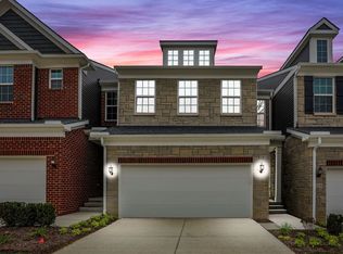 39988 Premier Dr, Plymouth, MI