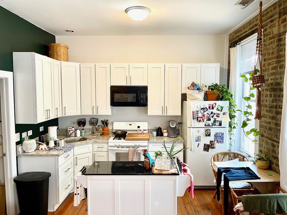 1st image of 1428 W Cullerton St #1E
