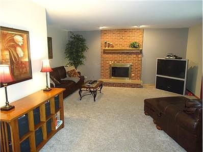 2nd image of 951 Wildwood Dr