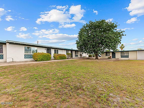3rd image of 7455 E Desert Spring Dr