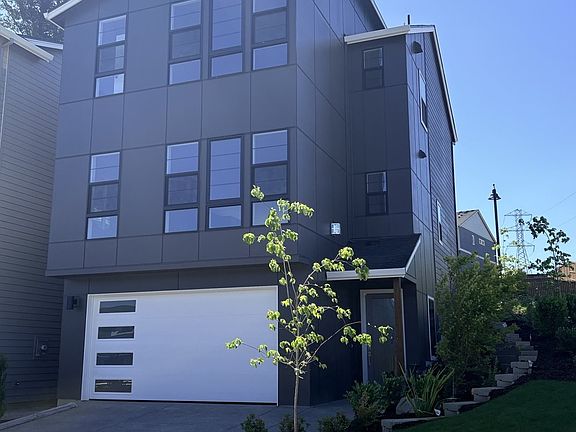 2nd image of 16186 NW Newberry Ln #L-91