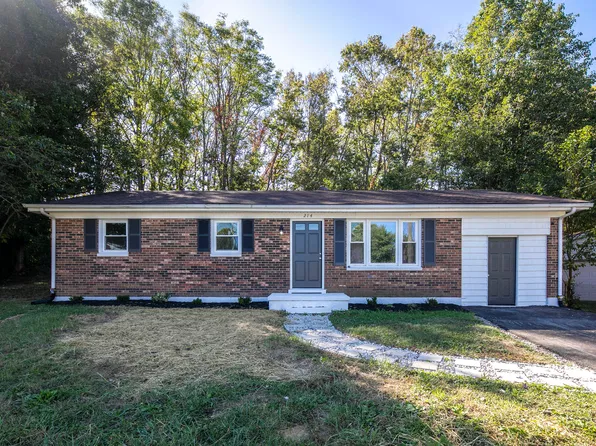 214 Center Dr, Winchester, KY 40391