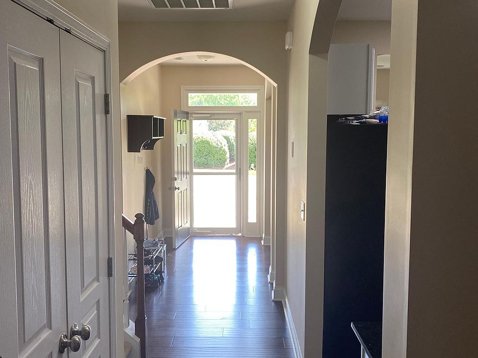 Front Entrance Hallway