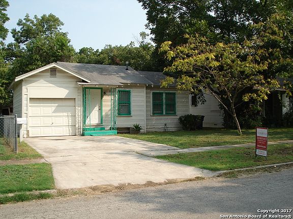 2nd image of 215 Isabel St