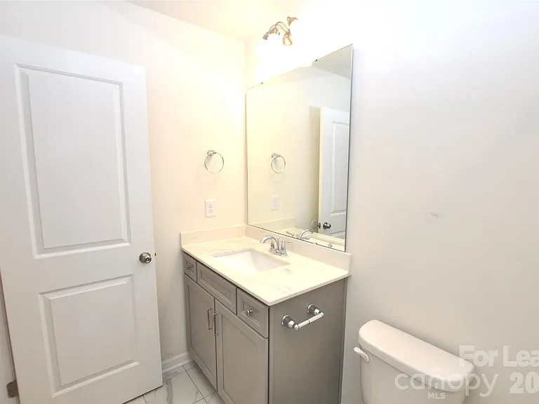 536 Laurel Walk Ln — Photo 30