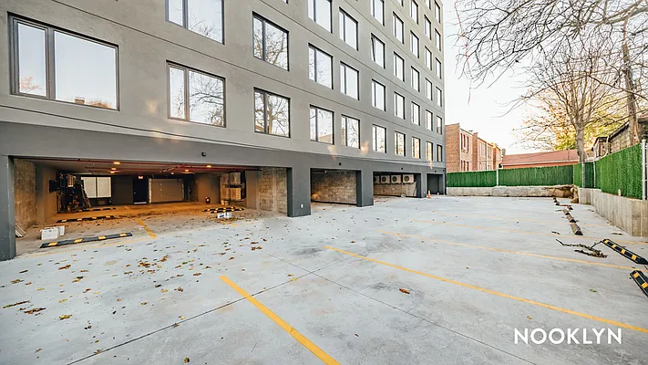 Rented by Nooklyn NYC LLC | media 69