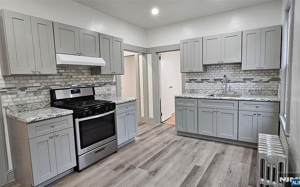 1st image of 81 Union Street
