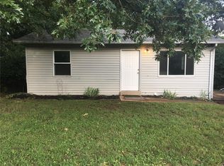 3020 Carol Ln, High Ridge, MO 63049