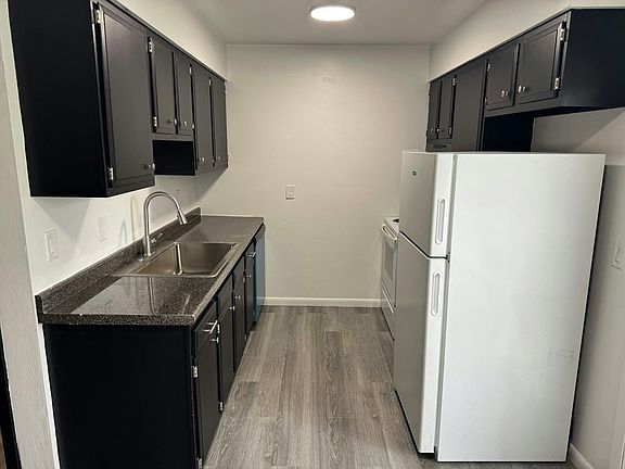 2nd image of 4161 W Ridge Rd #5