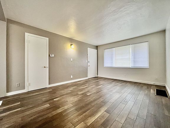 4th image of 2278 Nelson Ave SE APT C