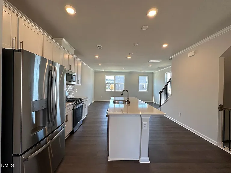 328 Carolina Springs Blvd — Photo 8