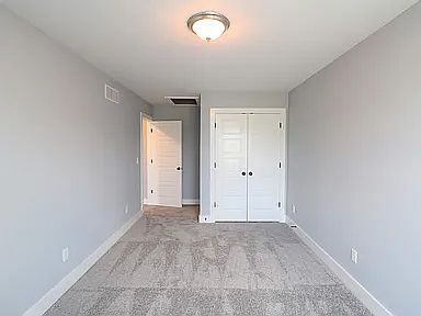3rd image of 128 Abbey Rd