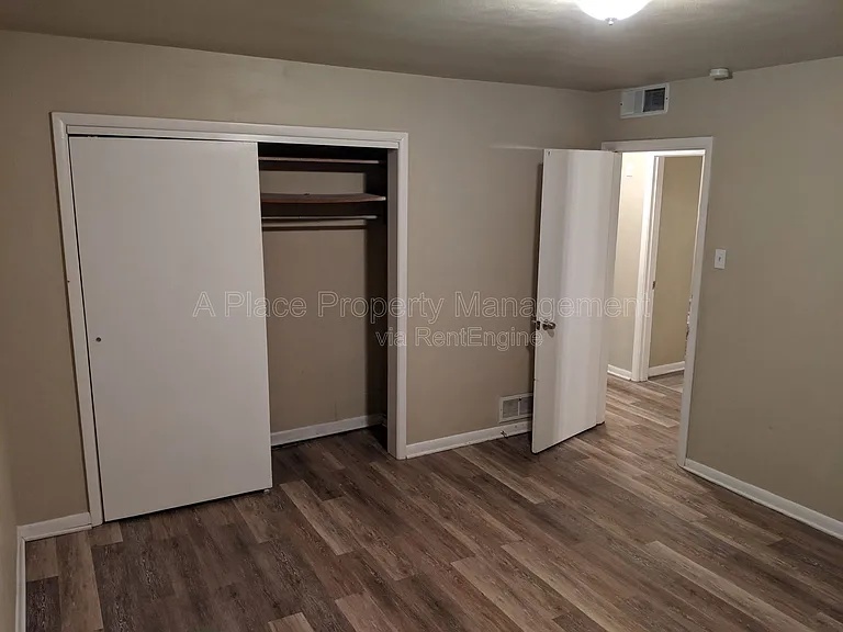 9215 Outerbelt Ct — Photo 8