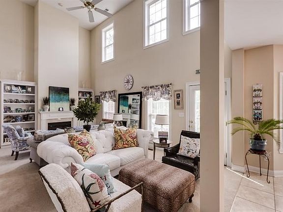 5th image of 3001 Ashley Oaks Dr
