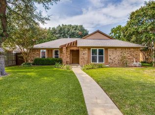 210 Periwinkle Dr, Allen, TX 75002
