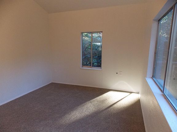 3rd image of 1724 193rd Avenue Ct SW
