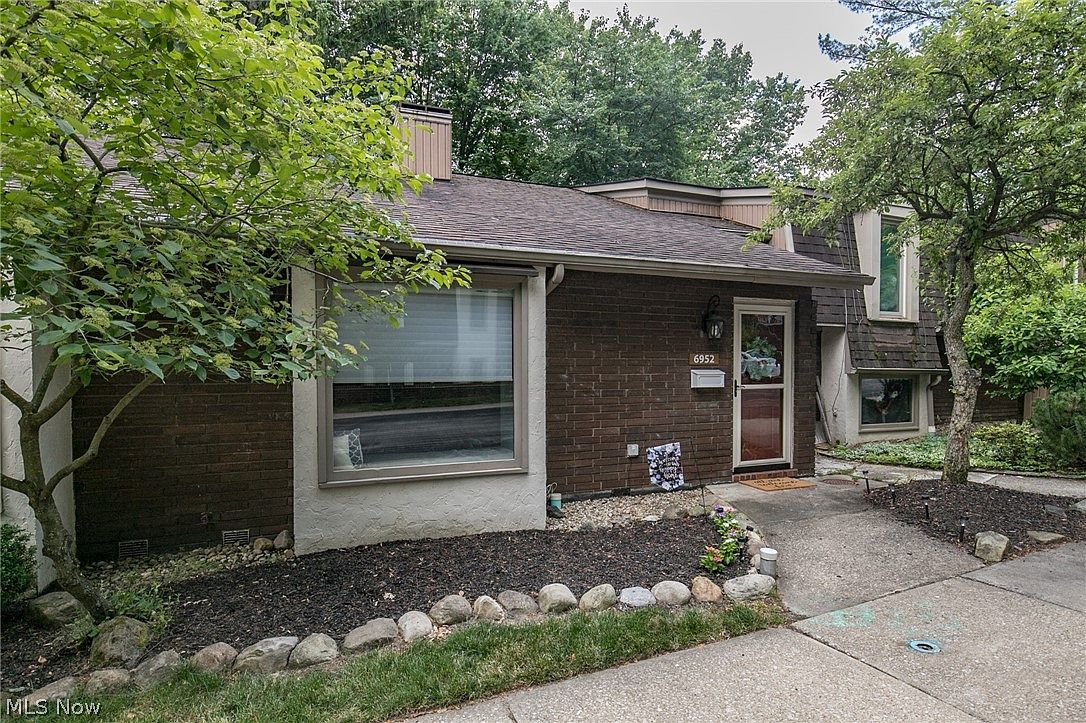6952 W Fitzwater Rd 4, Brecksville, OH 44141 Zillow