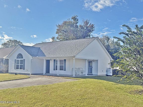 4th image of 4901 N Hampton Drive SE