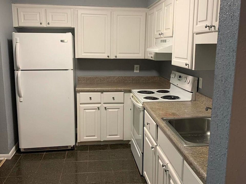 2nd image of 8145 San Jose Manor Dr E #8291-2