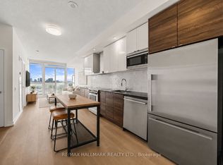 121 McMahon Dr #3102, Toronto, ON M2K 0C1