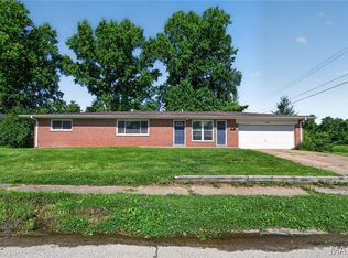 9503 Yorktown Dr, Saint Louis, MO 63137