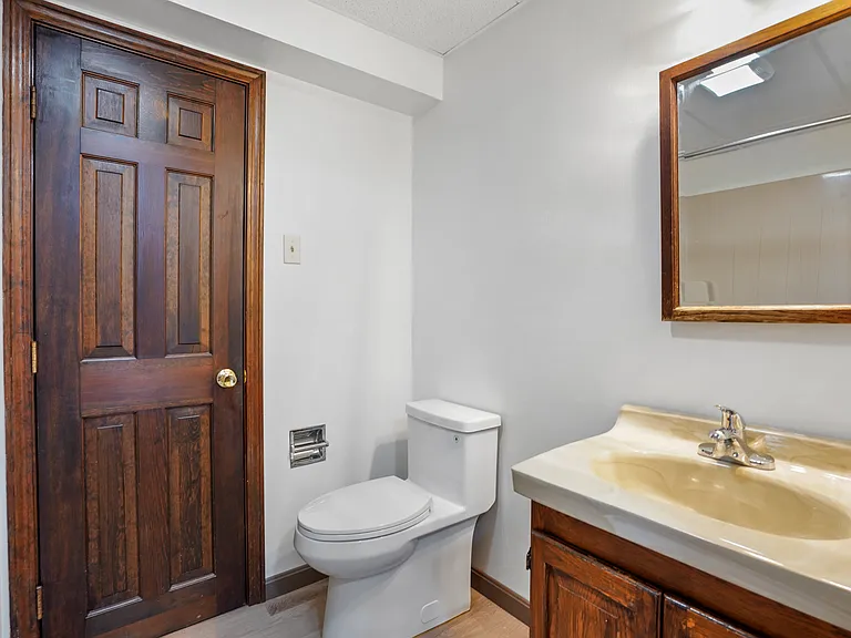 103 Portsmouth Ave #B — Photo 14
