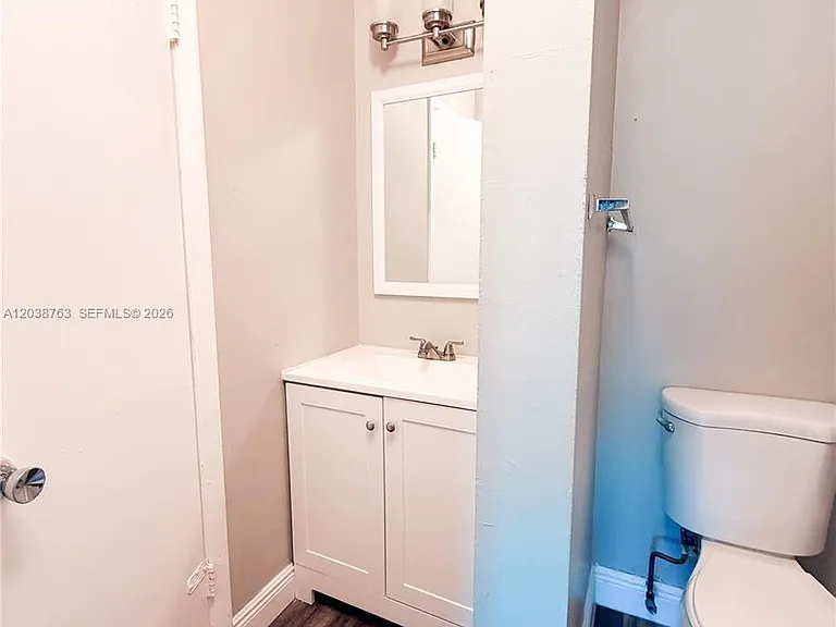 4240 Woodside Dr #4 — Photo 26