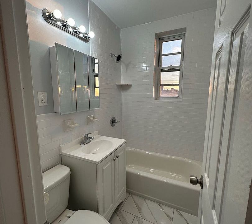 1st image of 912 90th St APT 31