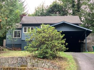 6104 SW Canby St, Portland, OR 97219