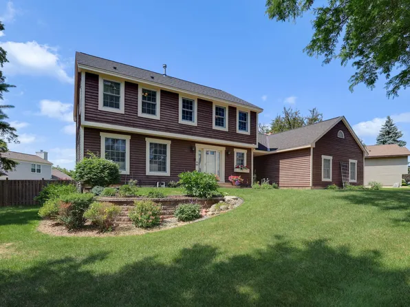 455 Highpoint Curv S, Maplewood, MN 55119