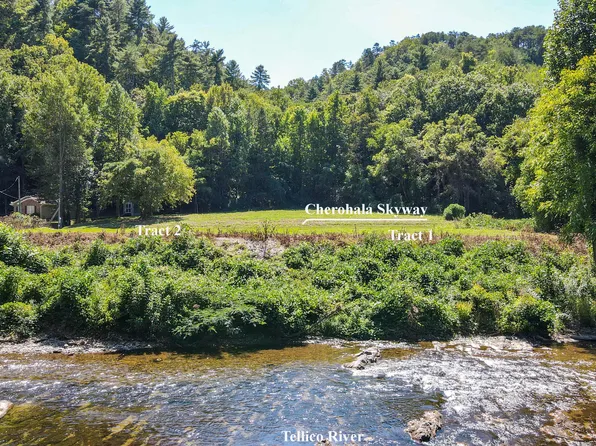 1443 Cherohala Skyway, Tellico Plains, TN 37385