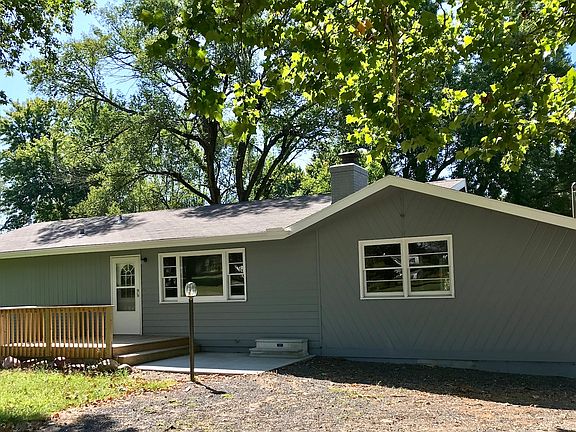 Front view, from west.