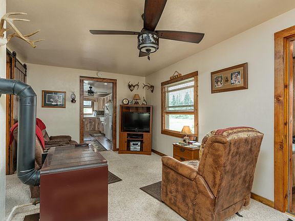 3rd image of 114 Reiman Rd