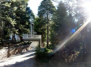 321 Emerald Dr, Lake Arrowhead, CA 92352