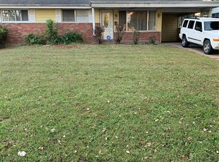 9915 Duke Dr, Saint Louis, MO 63136