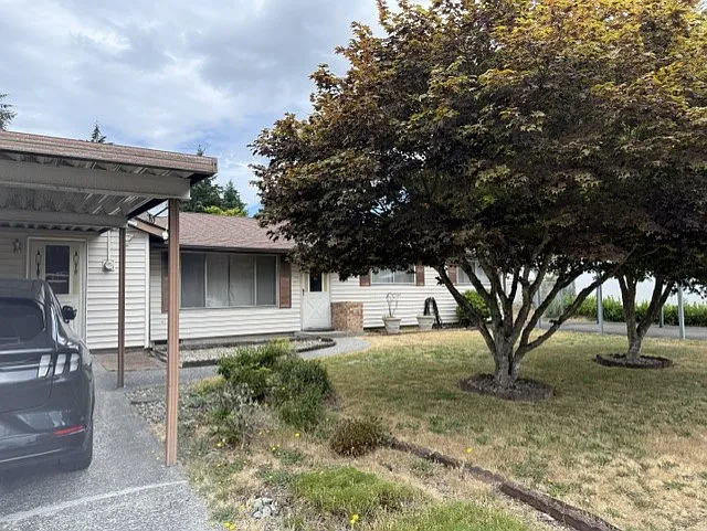 10913 108th St SW — Photo 2