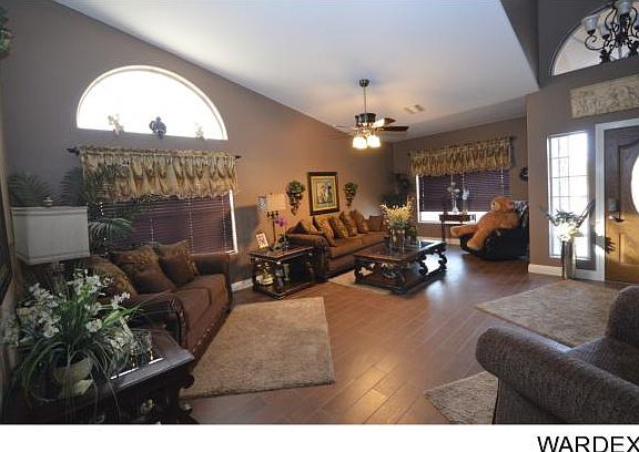 4th image of 2020 Desert Palms Ct