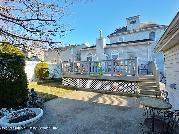 4th image of 355 Craig Ave