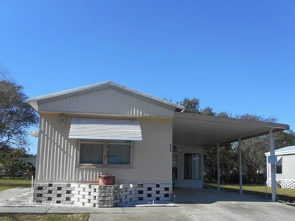 434 Tulip Dr